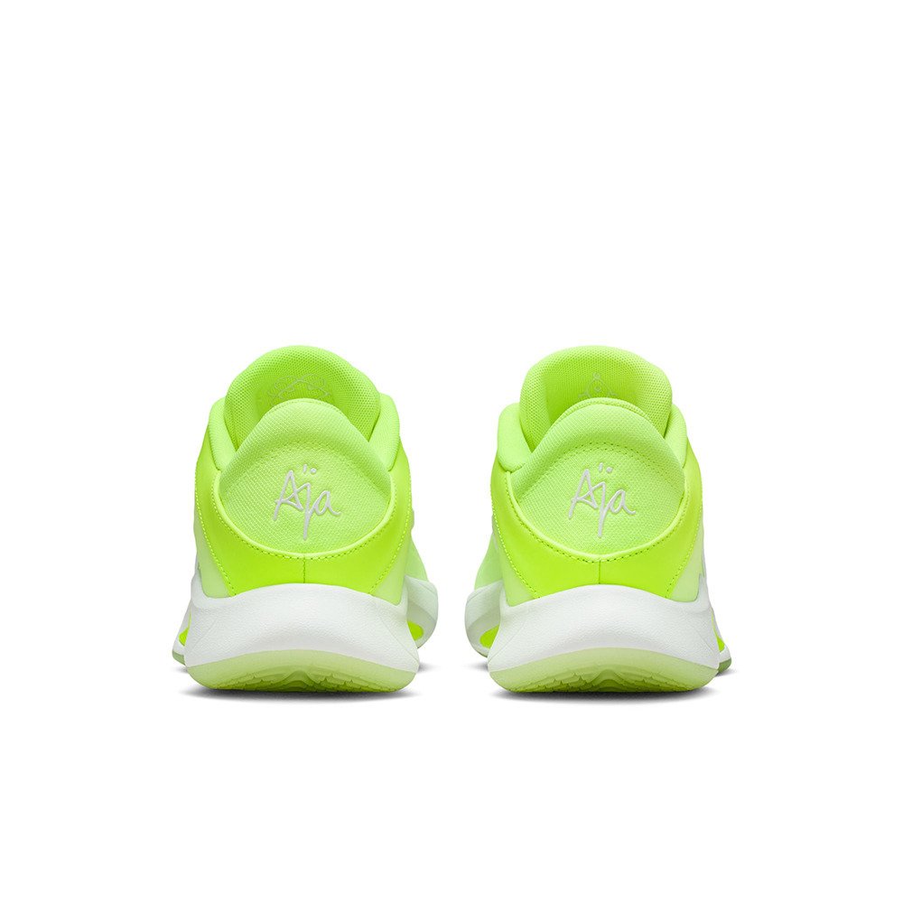 ナイキ（NIKE）（レディース）シューズ バッシュ AOne エーワン
