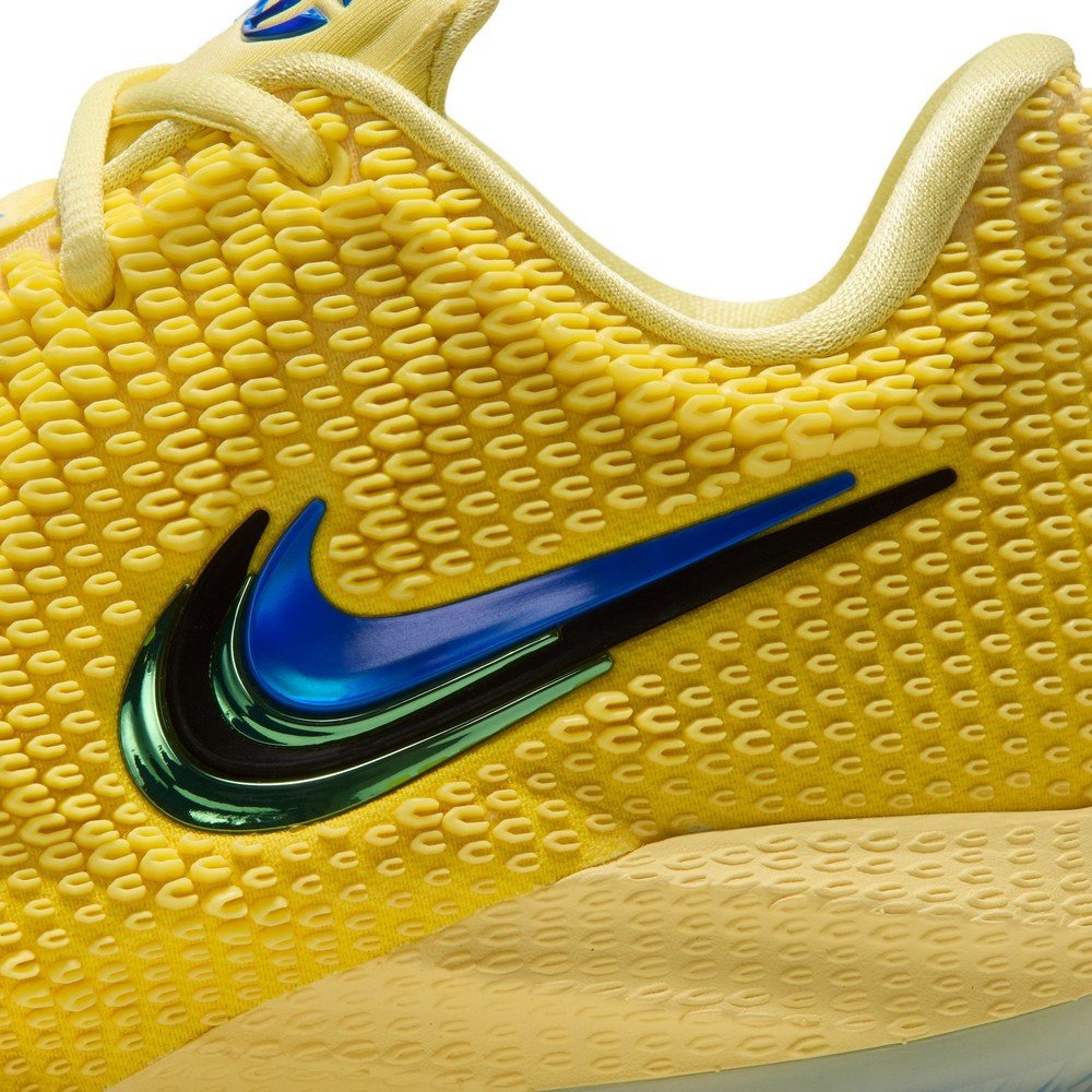 ナイキ（NIKE）（レディース）バスケットシューズ バッシュ ケイトリン