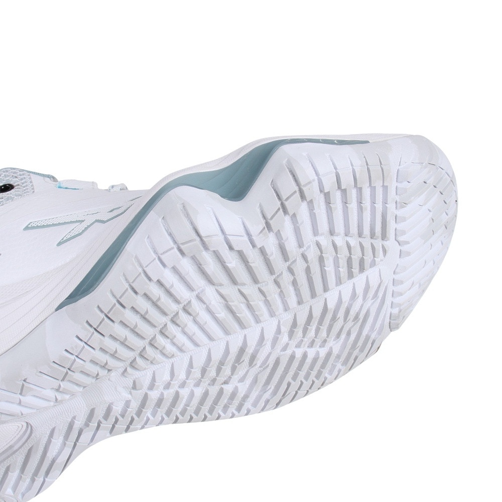 アシックス（ASICS）（メンズ）バスケ シューズ バッシュ ノヴァサージロー NOVA SURGE LOW ローカット 白 1061A043.101