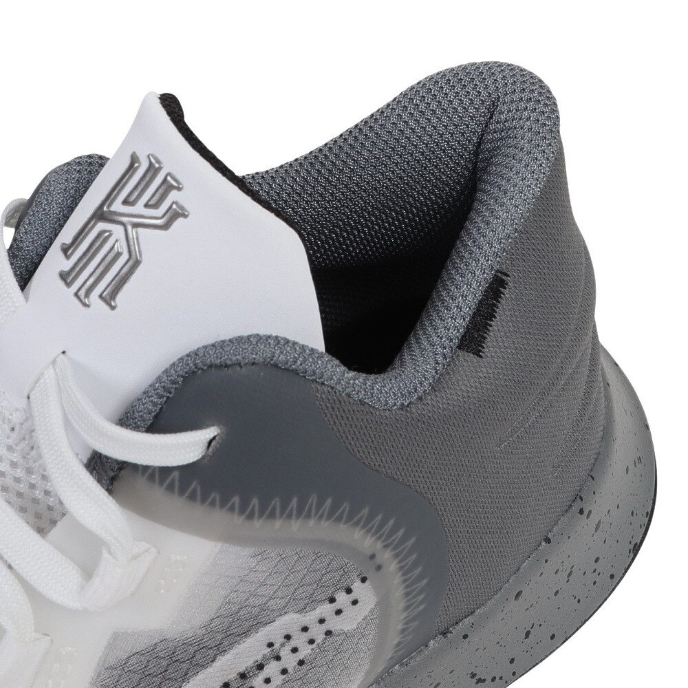 ナイキ（NIKE）（キッズ）ジュニア レディース バスケットシューズ バッシュ 白 カイリーアービング フライトラップ V GS DD0340-112★★★