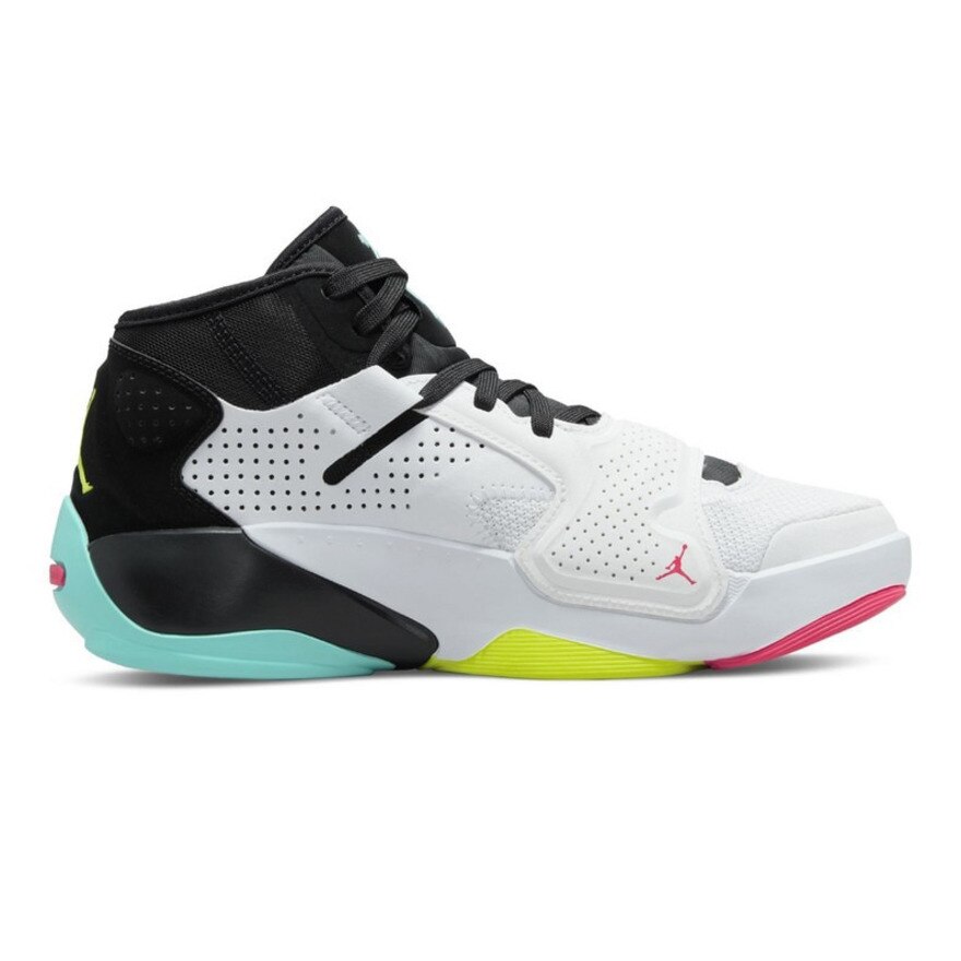 ＪＯＲＤＡＮ（キッズ）バスケットシューズ バッシュ ジュニア ザイオン2 Zion 2 GS DO9514-107
