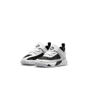 ジョーダン（JORDAN）（キッズ）ジュニアバスケットシューズ バッシュ ルカ1 LUKA 1 TD DR6085-107 お一人様一点まで