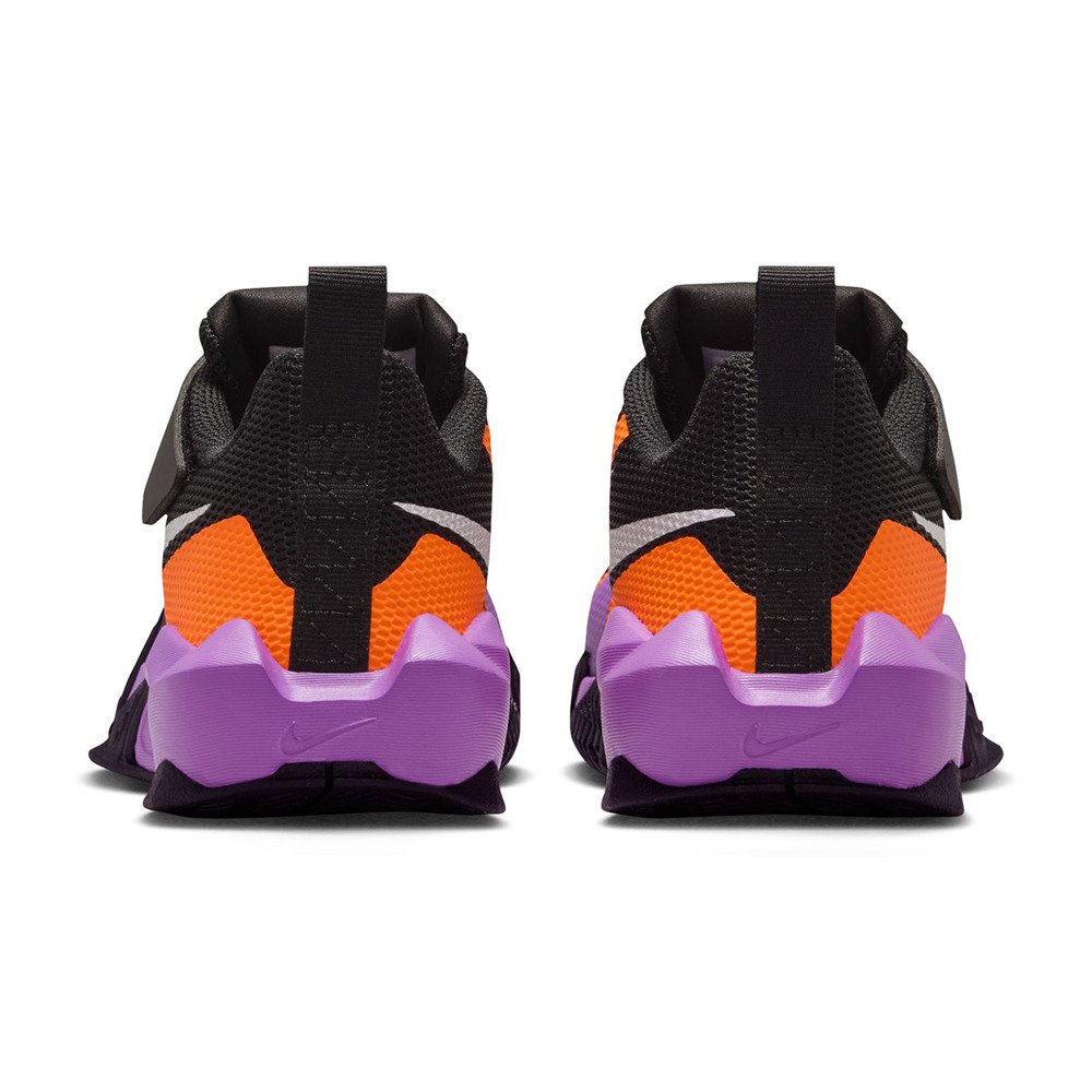ナイキ（NIKE）（キッズ）ジュニアバスケットシューズ バッシュ S.T.