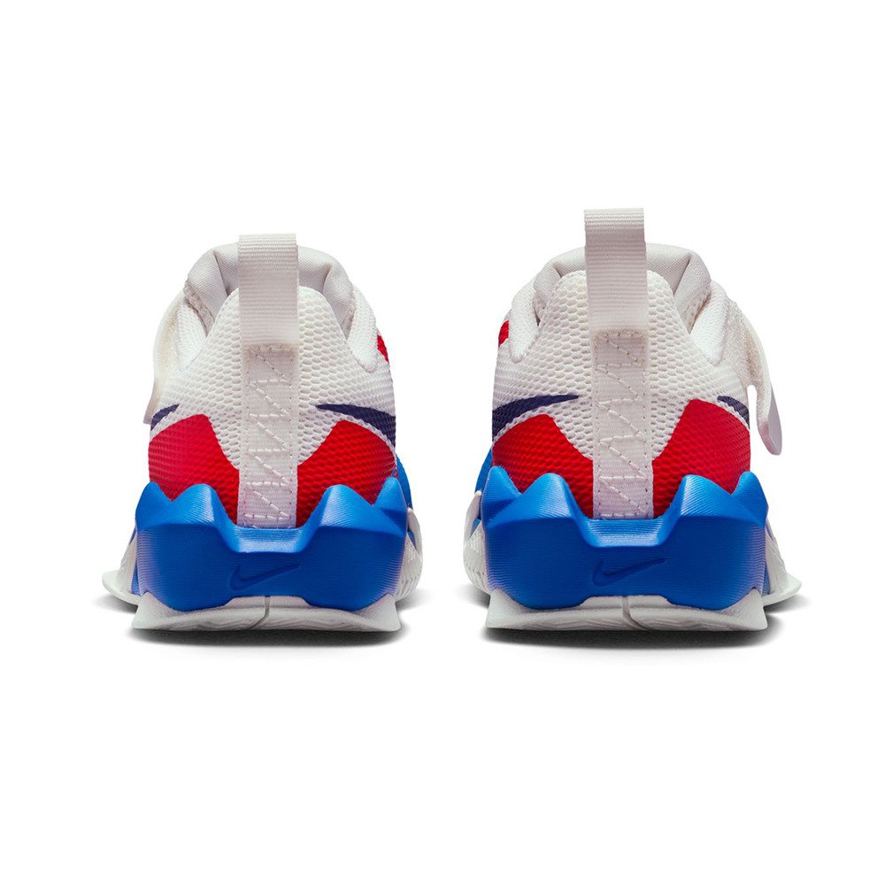 ナイキ（NIKE）（キッズ）ジュニアバスケットシューズ バッシュ S.T.