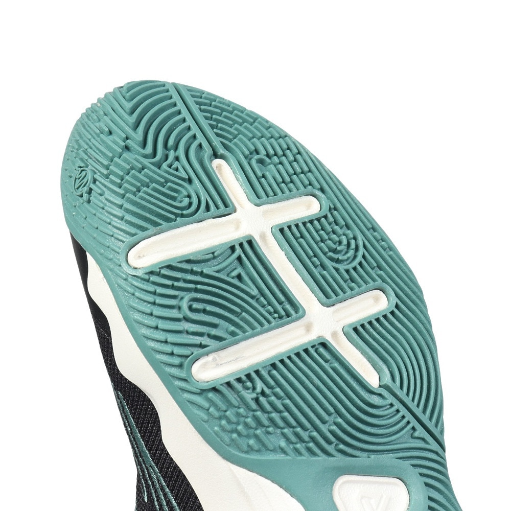 ナイキ（NIKE）（キッズ）ジュニアバスケットシューズ バッシュ ヤニス イモータリティ 4 KC GS ヤニスフリーク HV9127-001