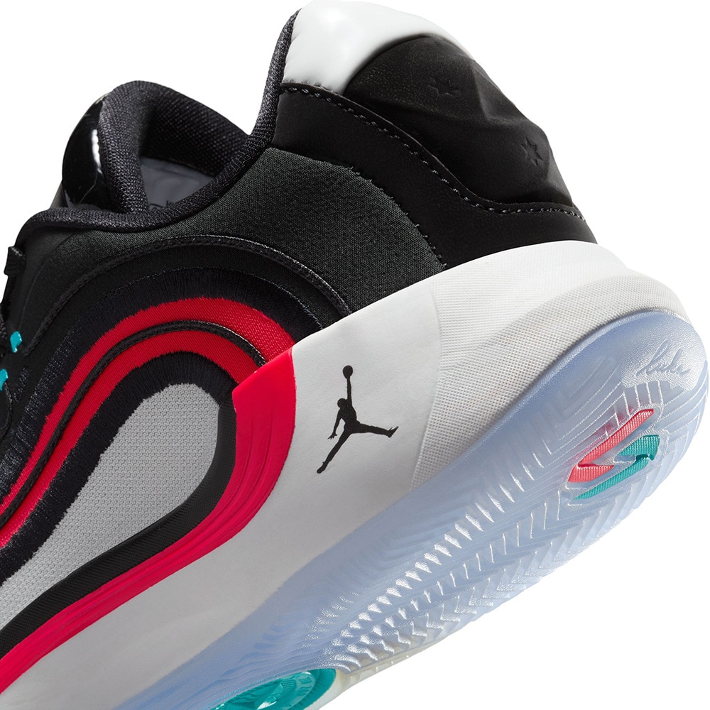 ジョーダン（JORDAN）（キッズ）【新商品】ジュニア バスケットシューズ バッシュ ルカ 4 GS ルカドンチッチ HJ5225-001