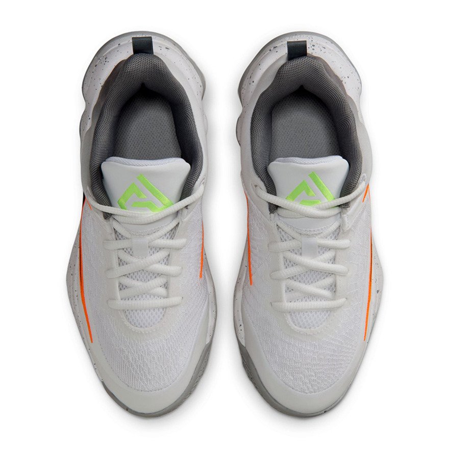 ナイキ（NIKE）（キッズ）ジュニアバスケットシューズ バッシュ ヤニス
