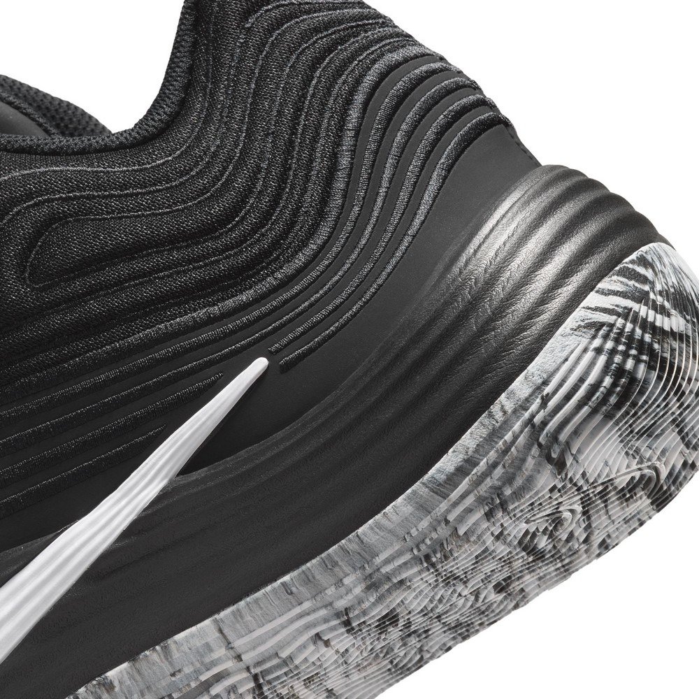 ナイキ（NIKE）（メンズ、レディース）スニーカー プレシジョン 8 MID