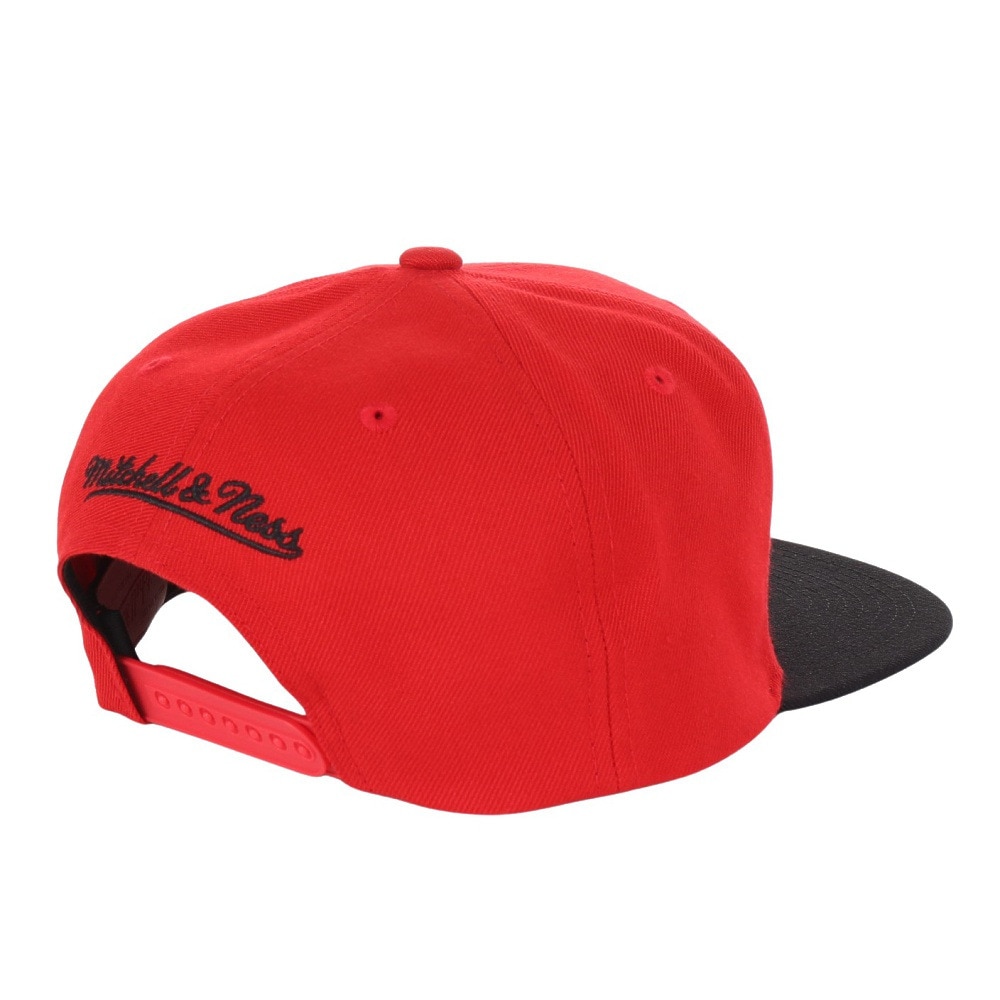 ミッチェルアンドネス（Mitchell&Ness）（メンズ、レディース）キャップ TEAM 2 TONE 2.0 SNAPBACK シカゴブルズ HHSS3264-CBUYYPPPRDBK