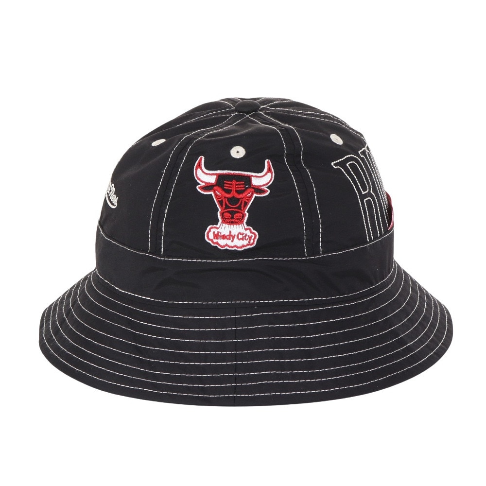 ミッチェルアンドネス（Mitchell&Ness）（メンズ、レディース）バケットハット NBA CONTRAST 6 HWC シカゴブルズ HBKB6726-CBUBLCK
