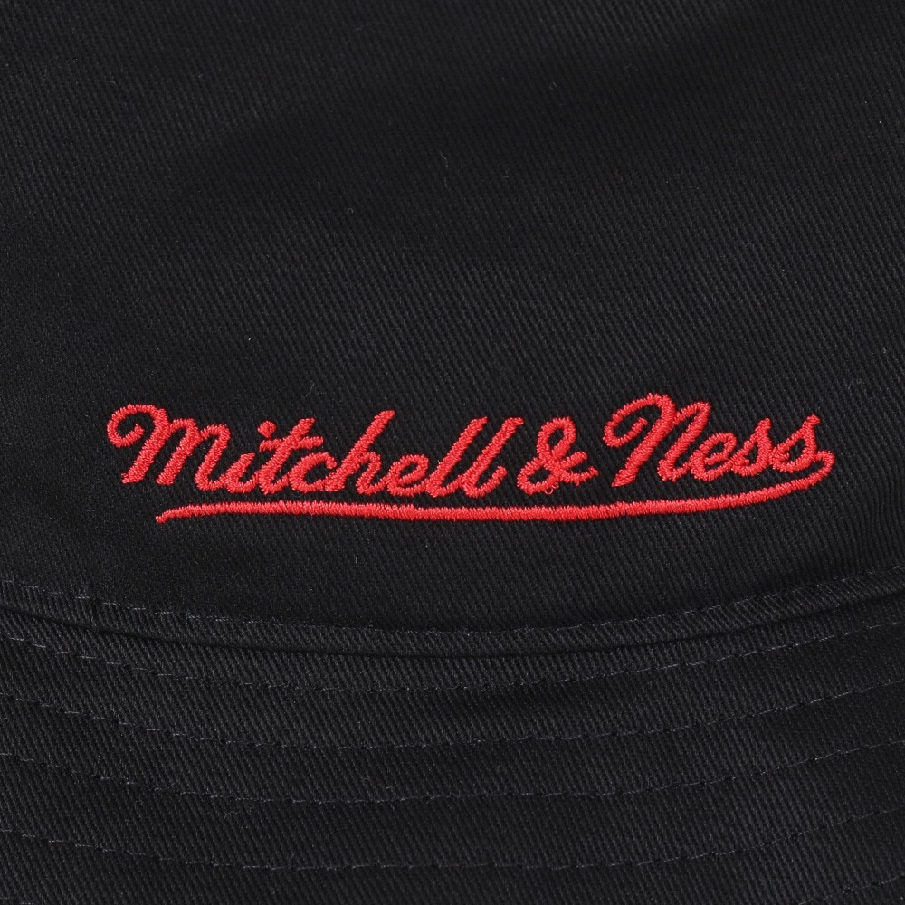 ミッチェルアンドネス（Mitchell&Ness）（メンズ、レディース）バケットハット NBA ロゴラップ HWC シカゴブルズ HBKB6730-CBUBLCK