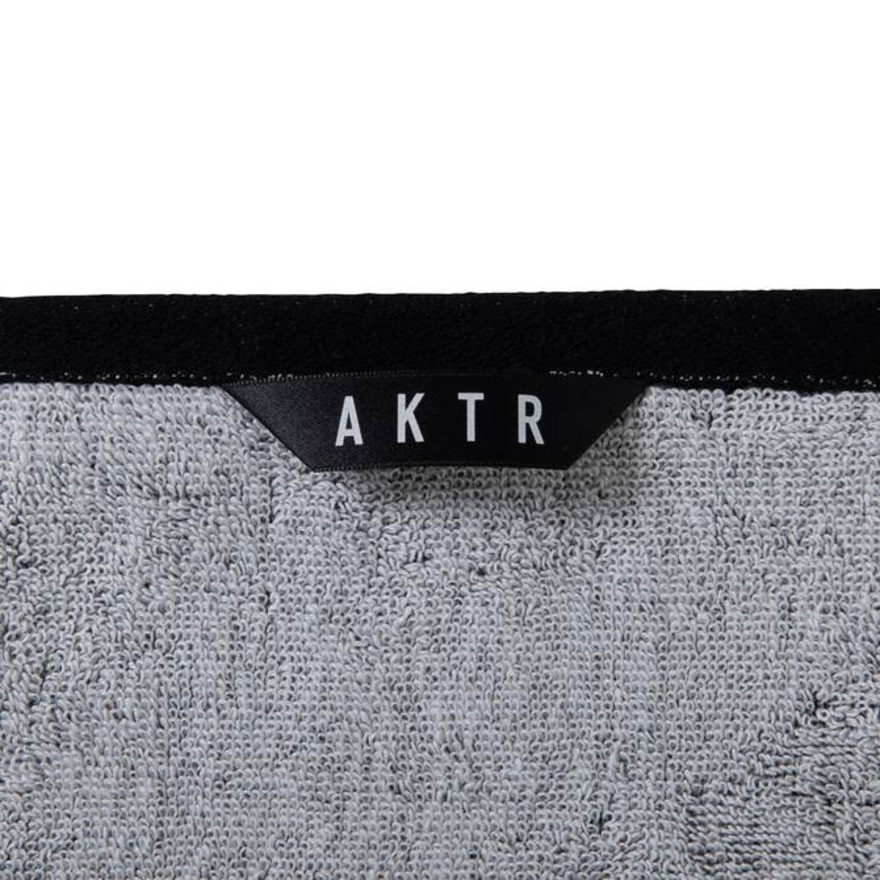 アクター（AKTR）（メンズ、レディース）スポーツタオル AKTRロゴ 524-002021 BK