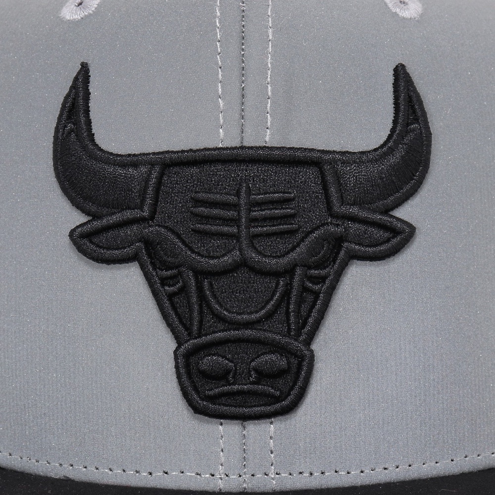 ミッチェルアンドネス（Mitchell&Ness）（メンズ、レディース）スナップバック シカゴ・ブルズ キャップ HHSS1102