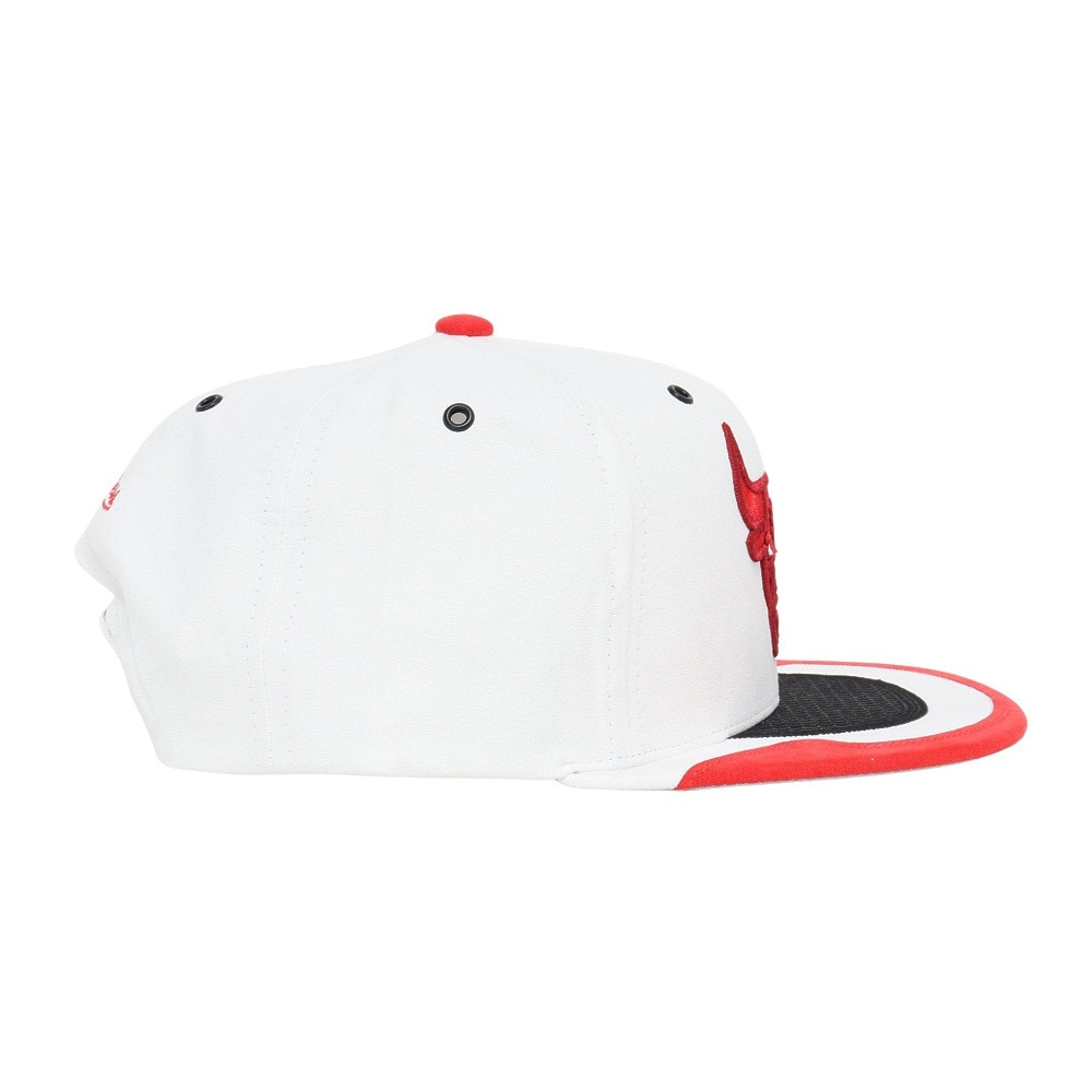 ミッチェルアンドネス（Mitchell&Ness）（メンズ、レディース）スナップバック シカゴ・ブルズ キャップ HHSS5822