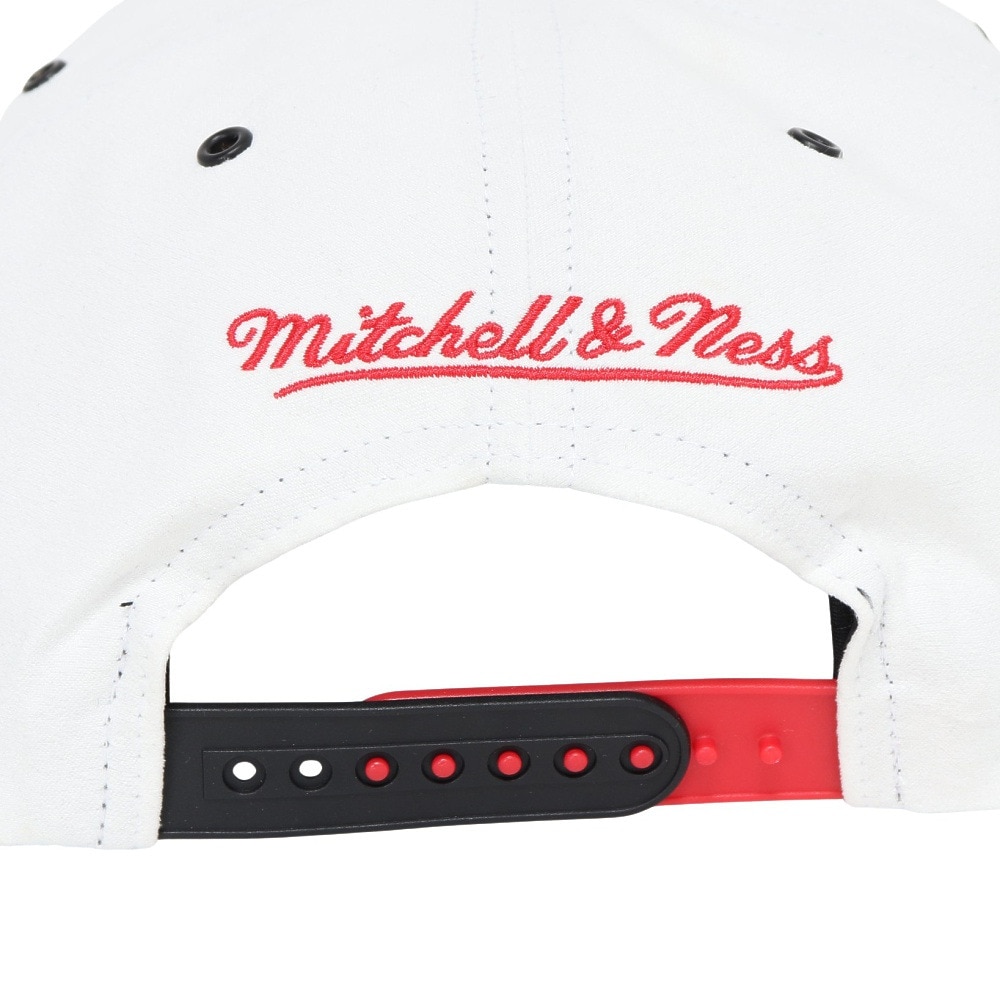 ミッチェルアンドネス（Mitchell&Ness）（メンズ、レディース）スナップバック シカゴ・ブルズ キャップ HHSS5822