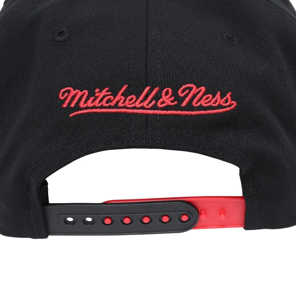 ミッチェルアンドネス（Mitchell&Ness）（メンズ、レディース）スナップバック シカゴ・ブルズ キャップ HS8033