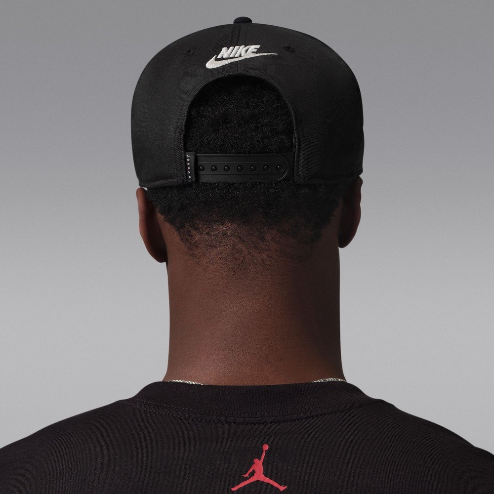 Jordan ミシガン大学 ウルヴァリンズ　キャップ　ジョーダン　 L/XL FILA（フィラ） 帽子 キャップ ユニセックス メンズ レディース