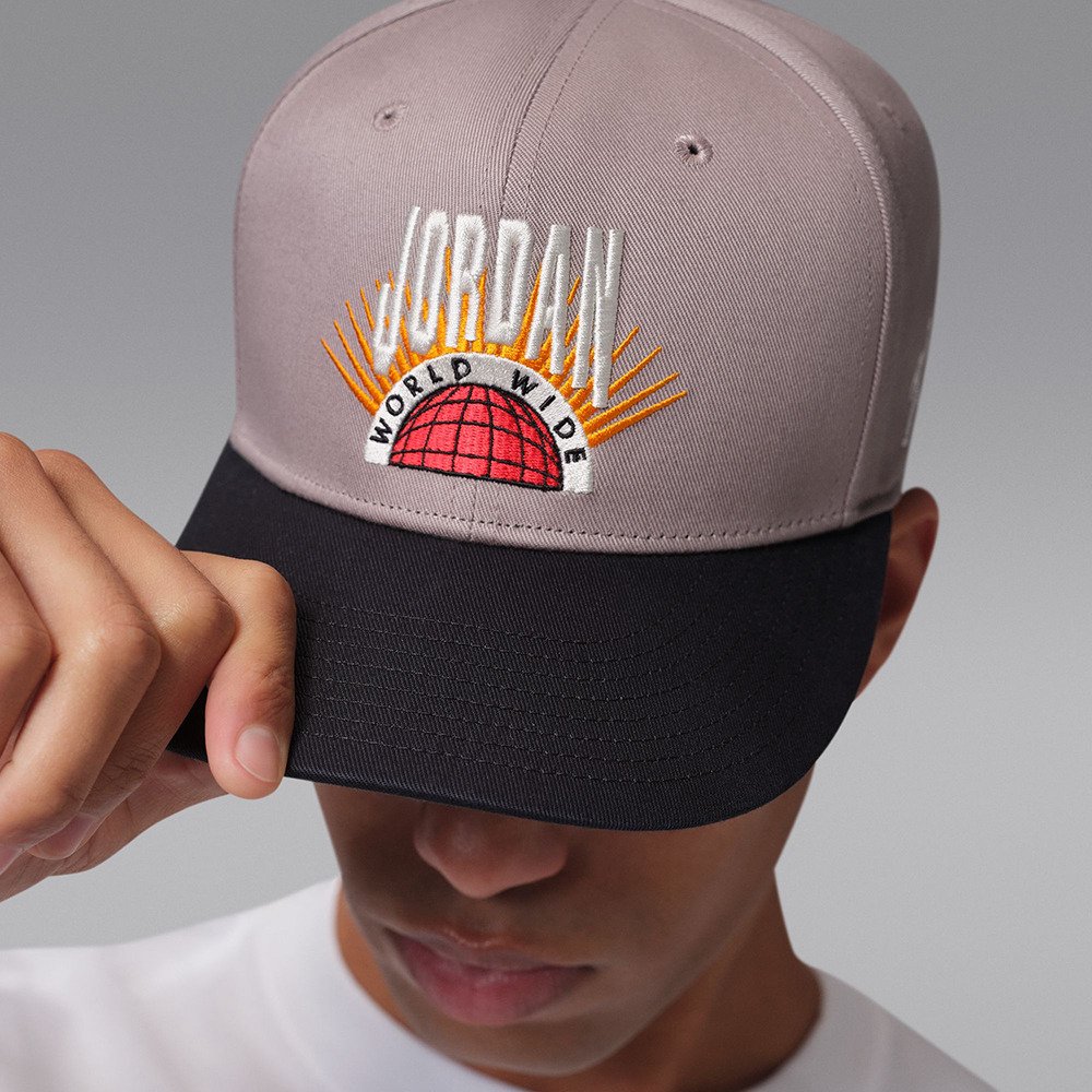 ジョーダン（JORDAN）（メンズ、レディース）エッセンシャル プロ