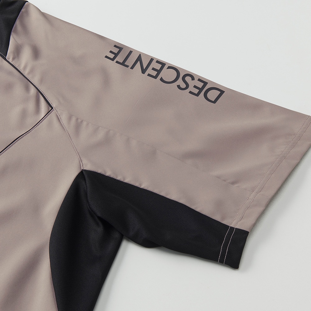 デサント（DESCENTE）（メンズ、レディース）バレーボールウェア ピステ Tシャツ DV5SWBX2UB BWBK