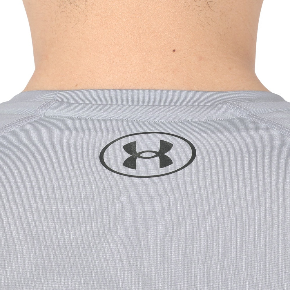 アンダーアーマー（UNDER ARMOUR）（メンズ）ヒートギア フィッティド ショートスリーブシャツ 1387941 011
