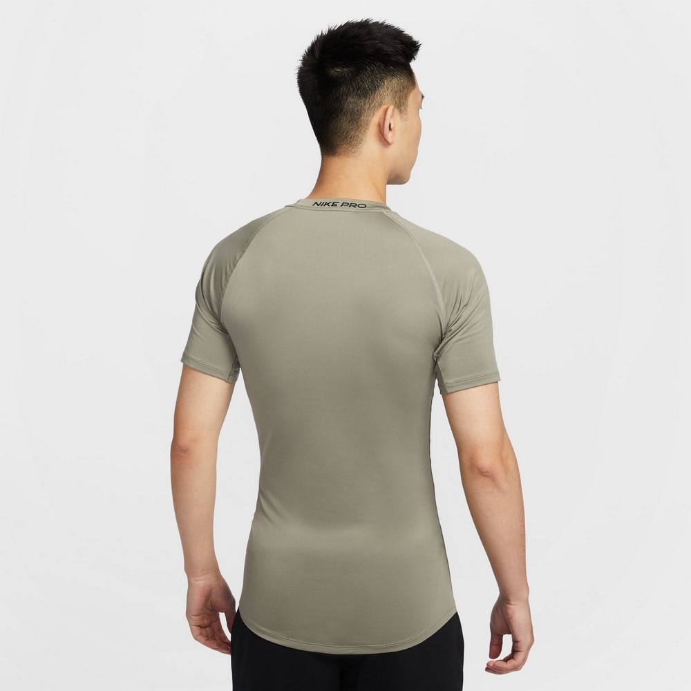 ナイキ（NIKE）（メンズ）ドライフィット タイト 半袖フィットネストップ FB7933-320