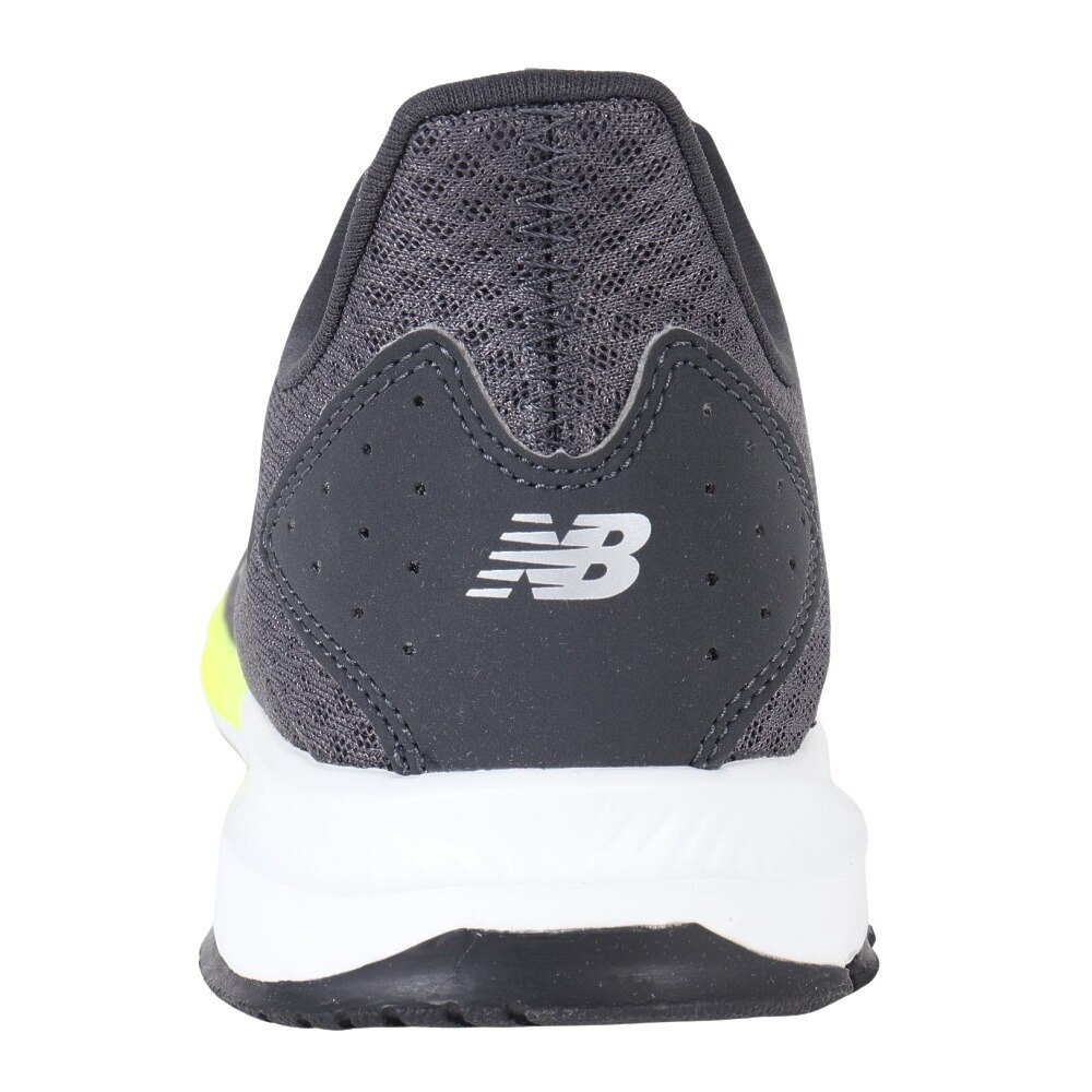 ニューバランス（new balance）（メンズ）ランニングシューズ ダイナソフトフラッシュv6 ダークグレー MFLSHLG6D スニーカー トレーニング 部活 軽量 耐久性