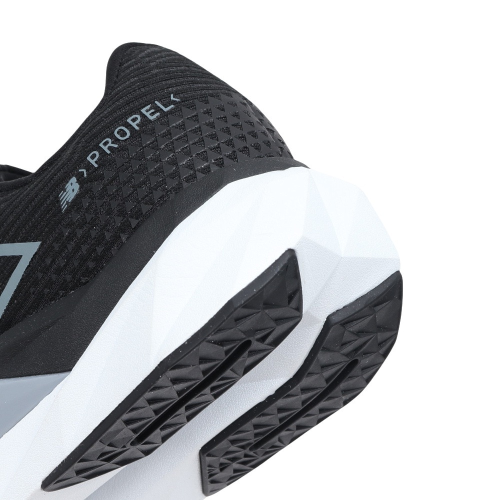 ニューバランス（new balance）（メンズ）ランニングシューズ トレーニングシューズ 部活 フューエルセル プロペル v5 MFCPRLB5 2E