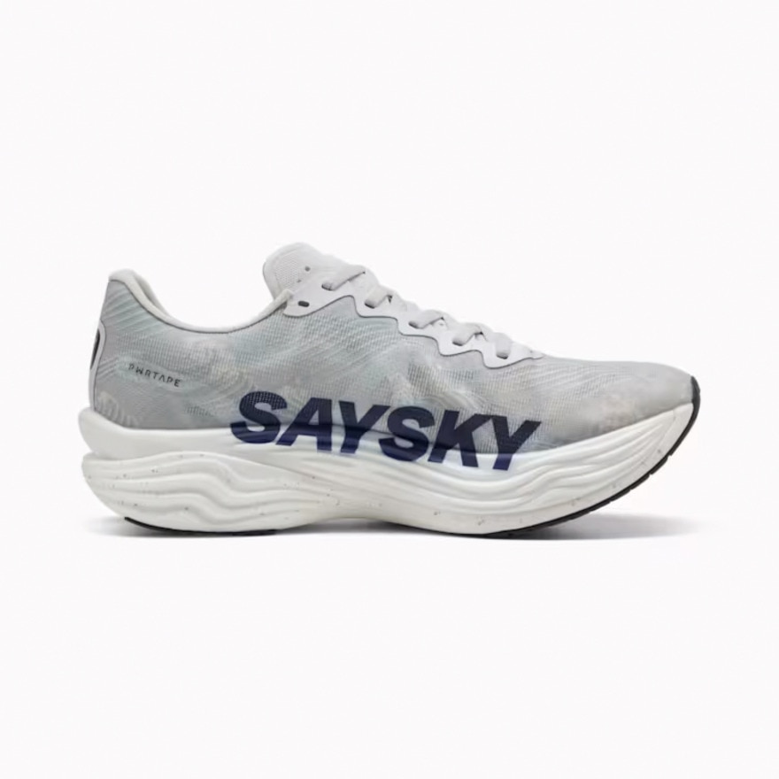 プーマ（PUMA）（メンズ）ランニングシューズ PUMA × SAYSKY ディヴィエイト ニトロ エリート 3 31105601