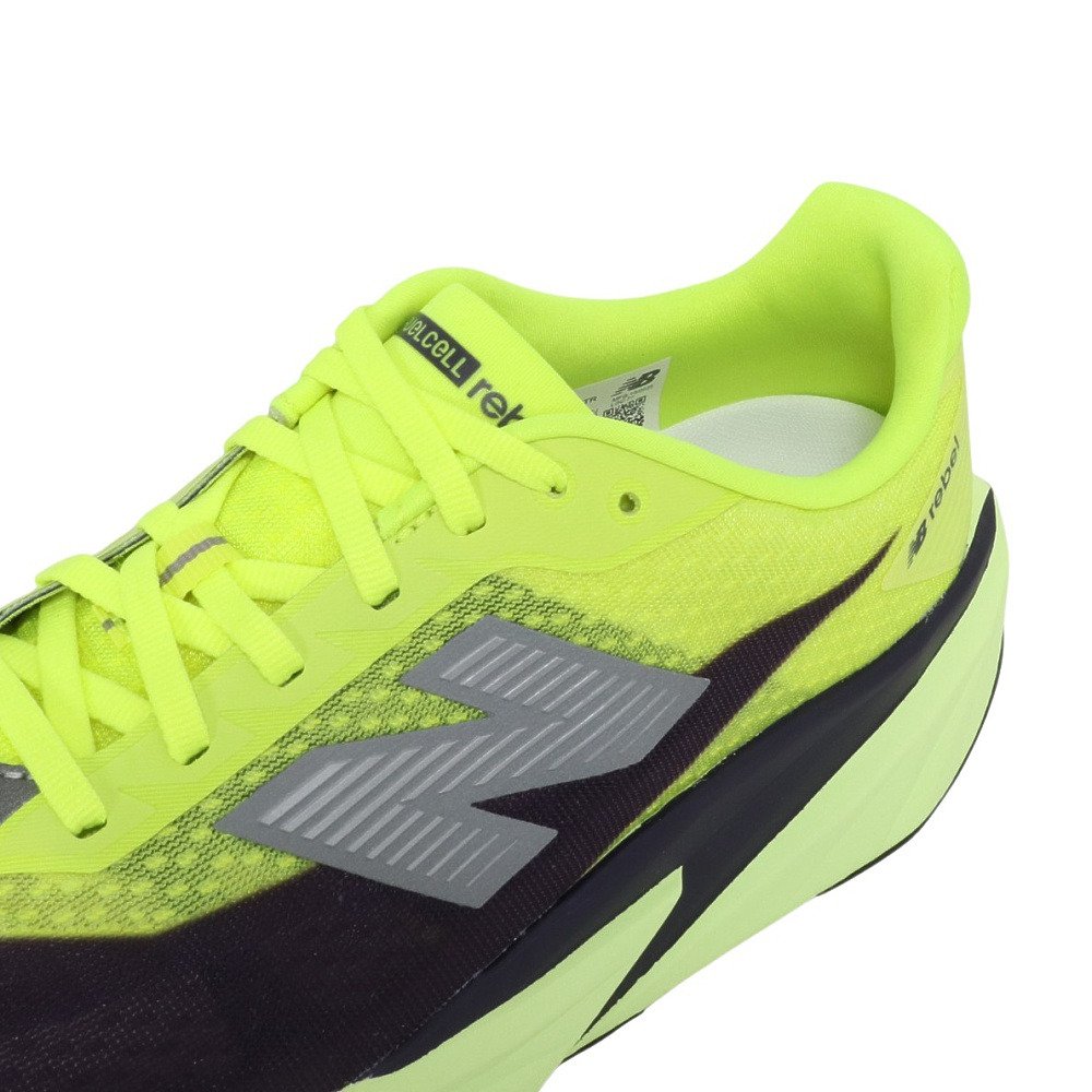 ★お値下げしました！【new balance / ニューバランス】新品❗フューエルセル  ランニングシューズ  スニーカー  23cm  北九州店舗店頭販売のみ ランニングを加速する ニューバランス FUELCELL（フューエルセル
