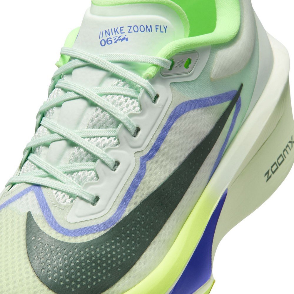 ナイキ（NIKE）（メンズ）ランニングシューズ トレーニングシューズ