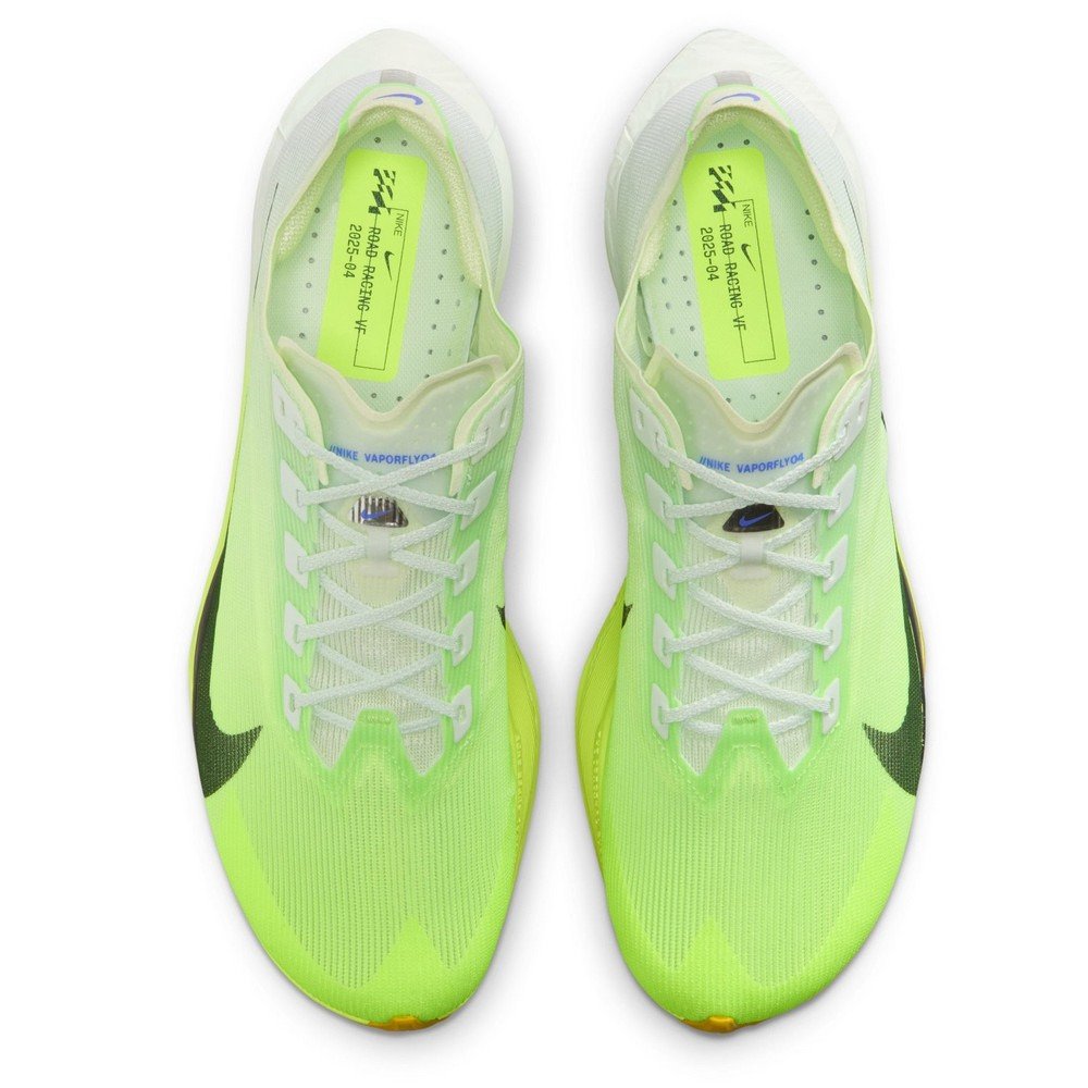 ナイキ（NIKE）（メンズ）ランニングシューズ トレーニングシューズ