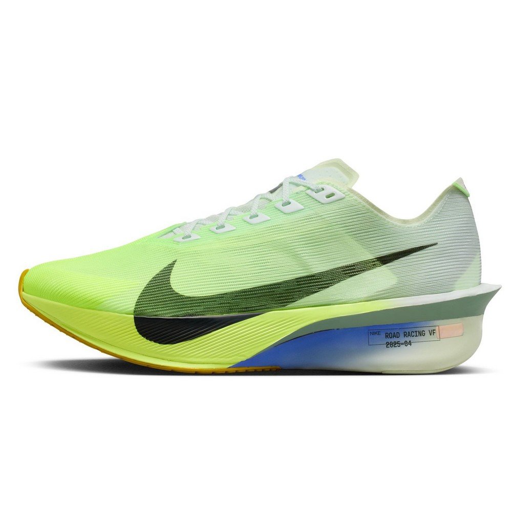 ナイキ（NIKE）（メンズ）ランニングシューズ トレーニングシューズ
