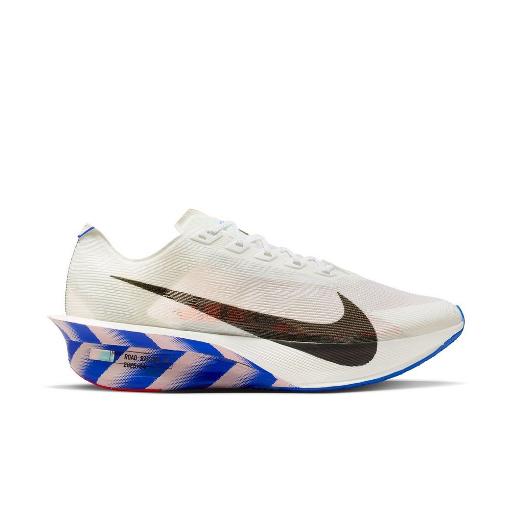 ナイキ（NIKE）（メンズ）ランニングシューズ トレーニングシューズ