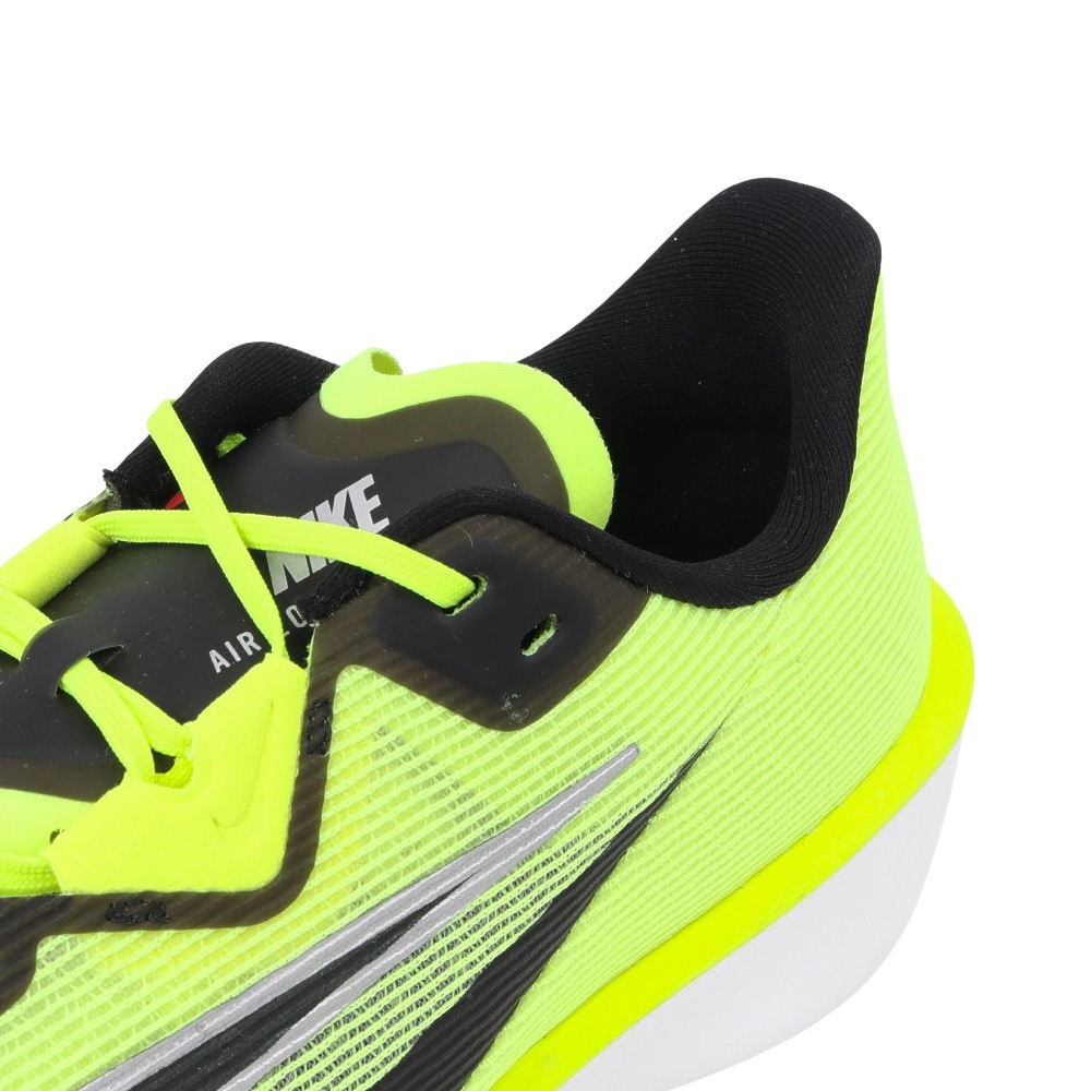 ナイキ（NIKE）（メンズ、レディース）ランニングシューズ