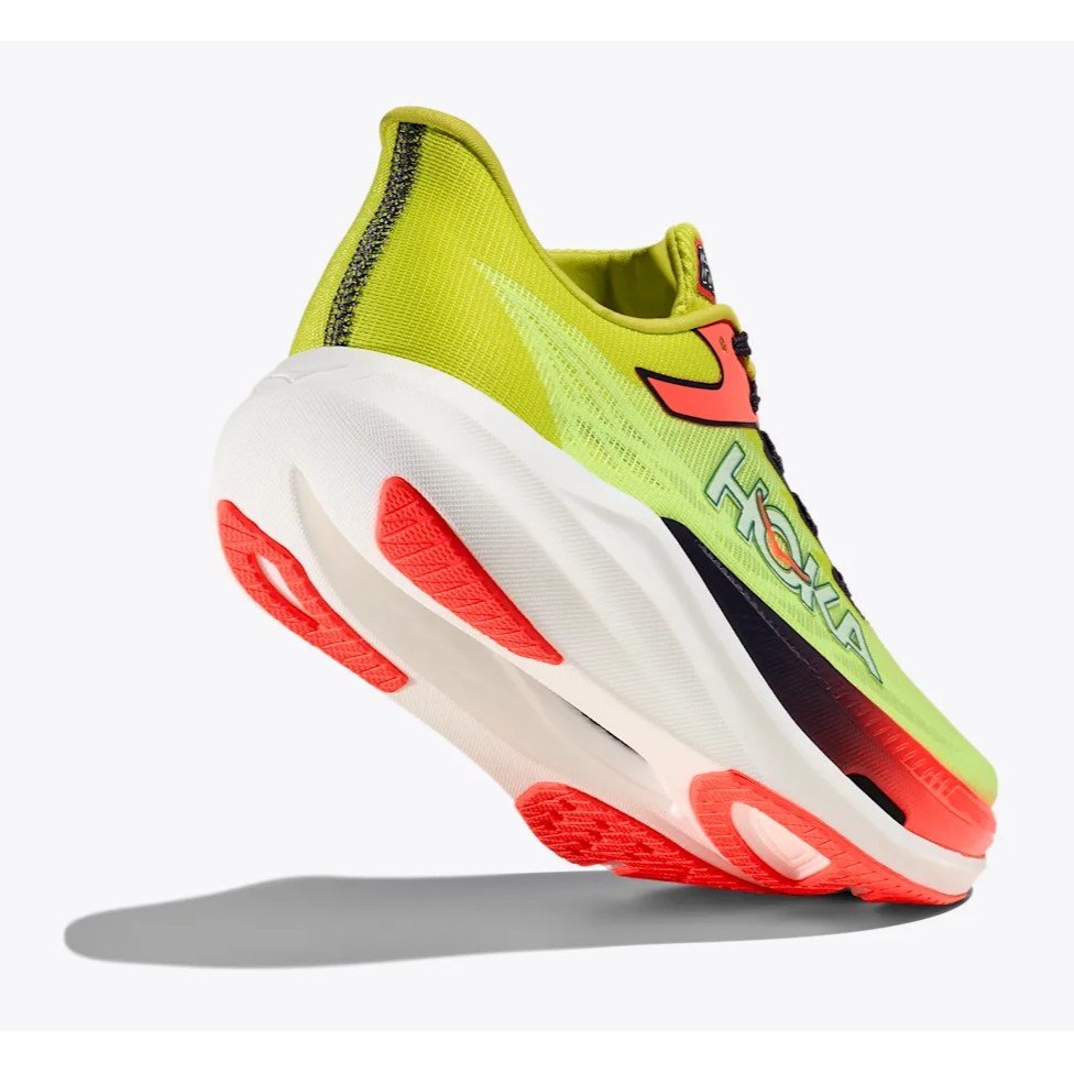 ホカ（HOKA）（メンズ、レディース）ランニングシューズ トレーニング