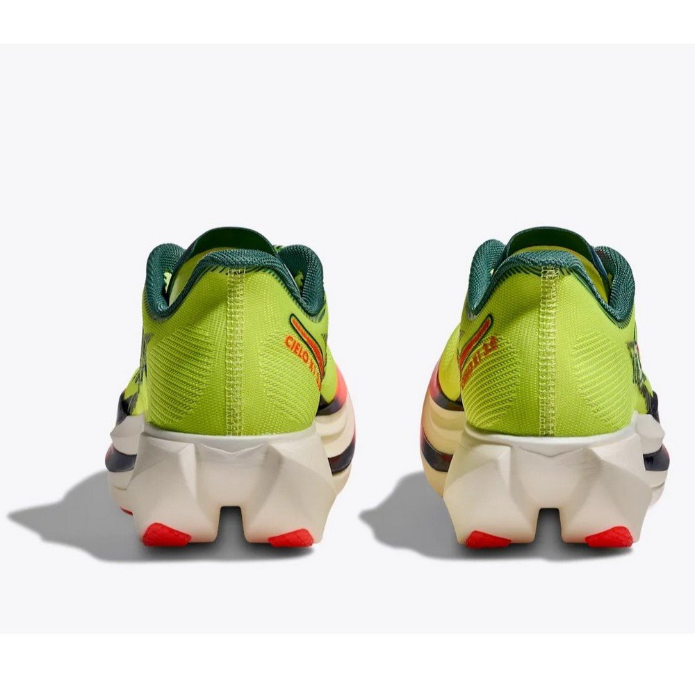 ホカ（HOKA）（メンズ、レディース）ランニングシューズ トレーニング