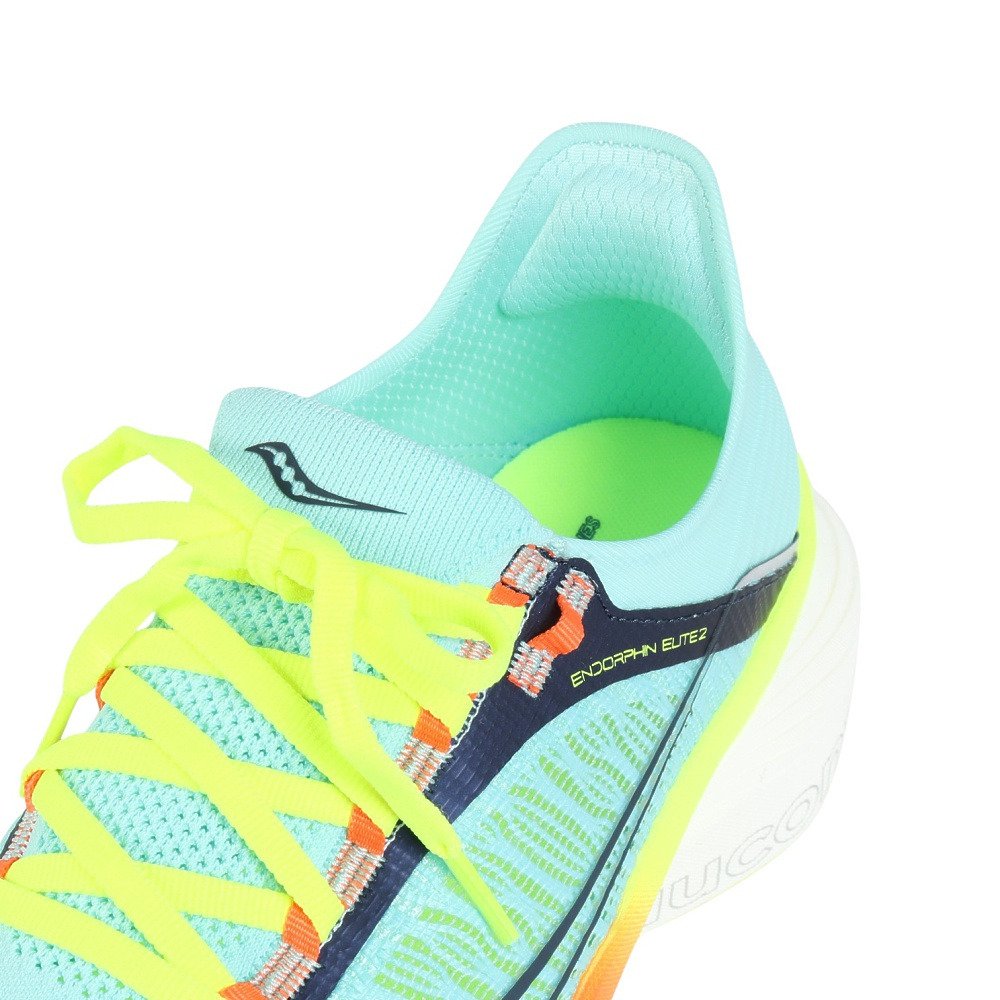 サッカニー（SAUCONY）（メンズ、レディース）ランニングシューズ