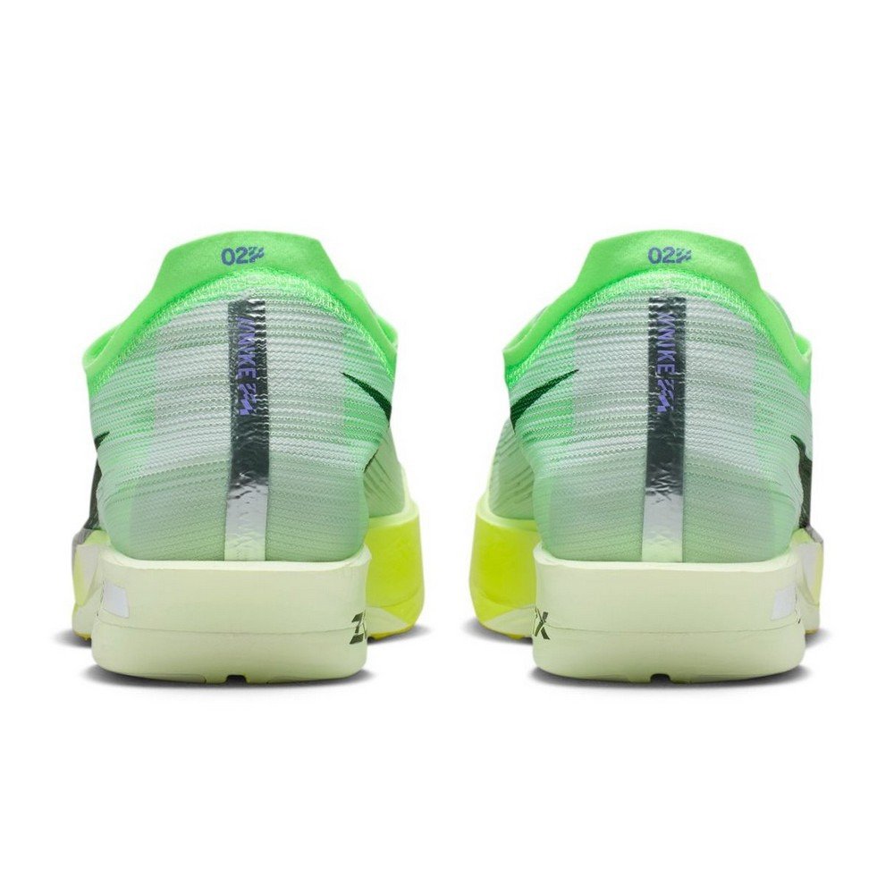 ナイキ（NIKE）（メンズ、レディース）ランニングシューズ