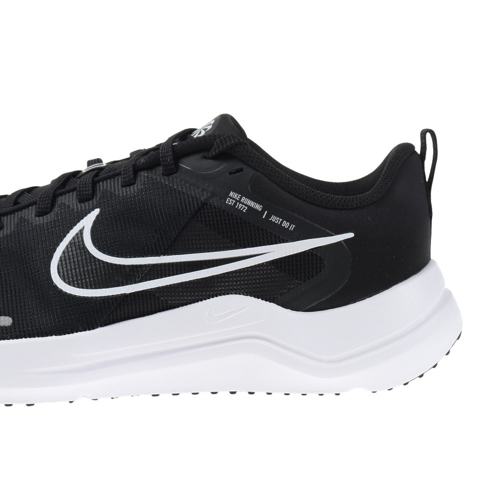 ナイキ（NIKE）（メンズ）ランニングシューズ ダウンシフター 12 4E ブラック ホワイト DM0919-001 スニーカー ジョギング ワイド 幅広 軽量 通気性
