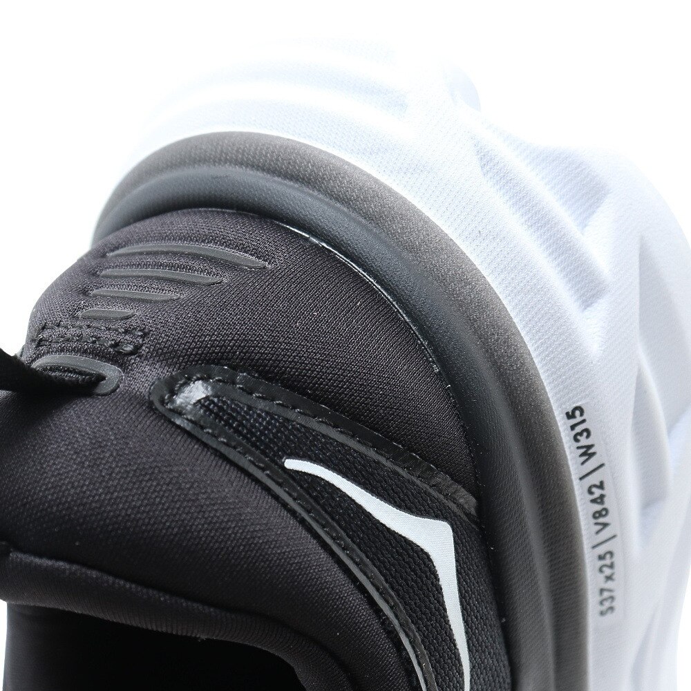 ホカ（HOKA）（メンズ）ランニングシューズ ボンダイ 8 レギュラー 1123202-BWHT スニーカー ジョギングシューズ トレーニング★★★