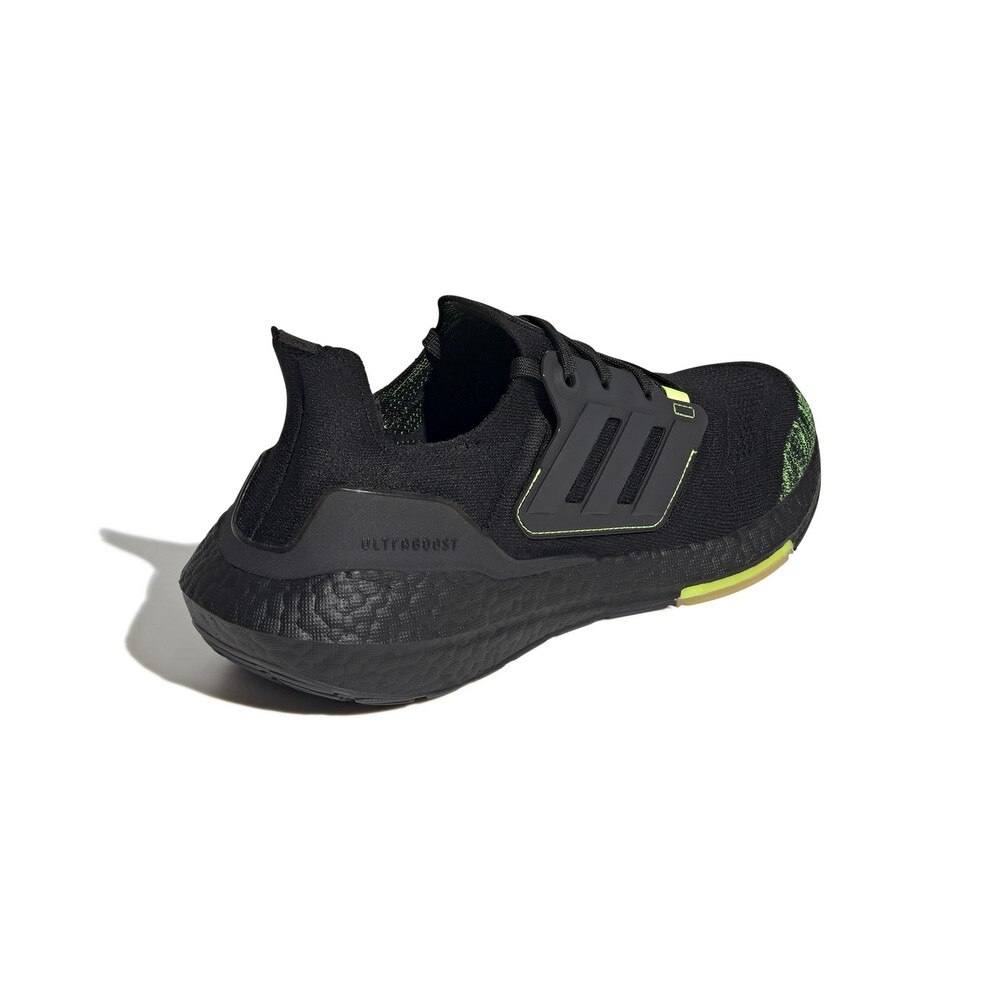 アディダス（adidas）（メンズ）ランニングシューズ ジョギングシューズ ウルトラブースト 22 黒 ブラック GX5915 スニーカー トレーニング 部活