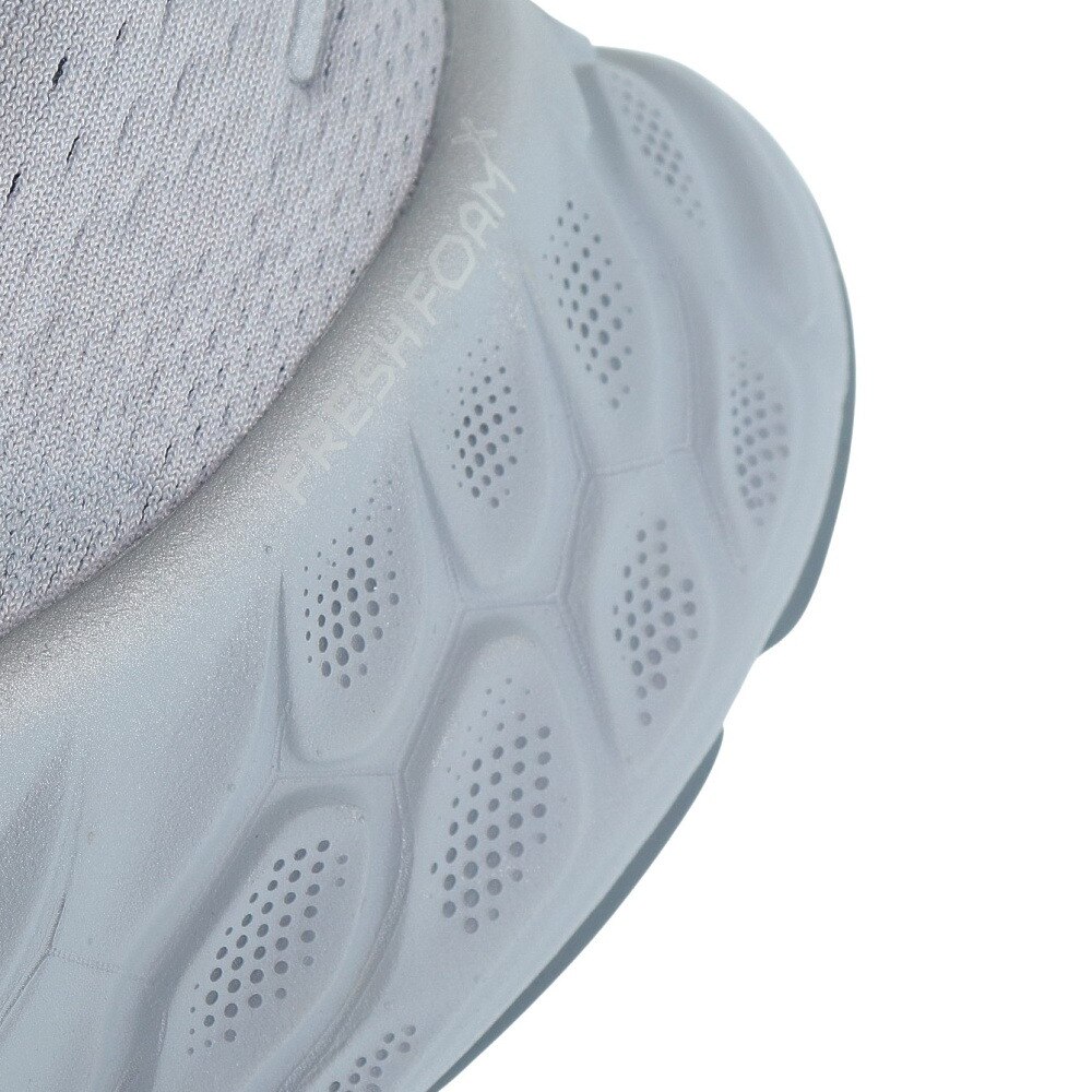 ニューバランス（new balance）（メンズ）ランニングシューズ フレッシュ フォーム モア Fresh Foam X More v4 ライトグレー MMORCG4 2E クッション 安定