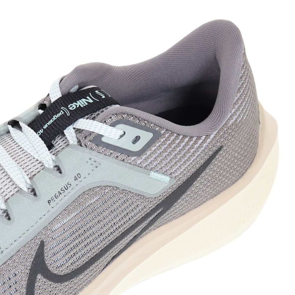 ナイキ（NIKE）（メンズ）ランニングシューズ エア ズーム ペガサス 40 プレミアム グレー FN7498-012 スニーカー トレーニング  ジョグ 軽量 反発性 通気性