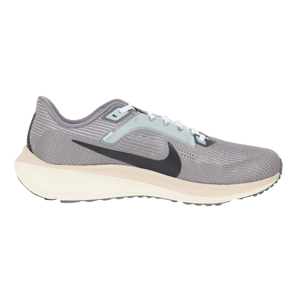 ナイキ（NIKE）（メンズ）ランニングシューズ エア ズーム ペガサス 40 プレミアム グレー FN7498-012 スニーカー トレーニング  ジョグ 軽量 反発性 通気性