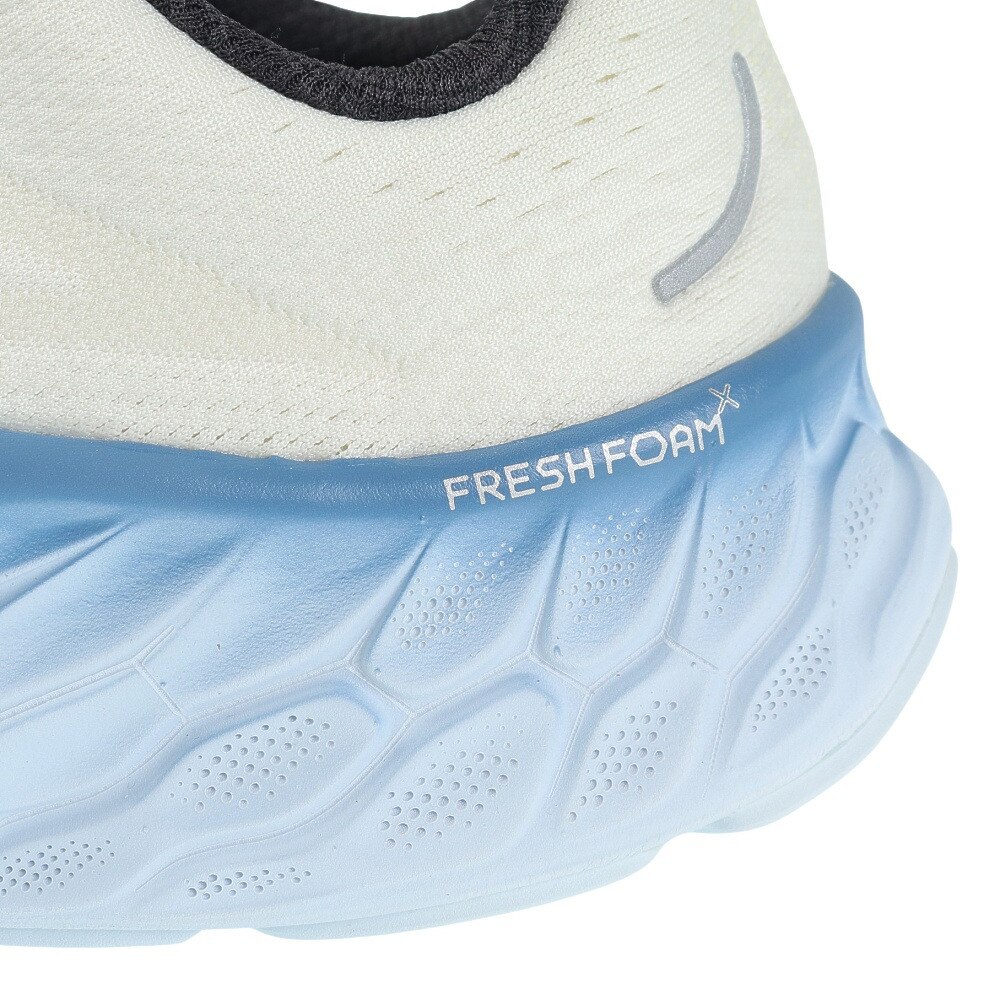 ニューバランス（new balance）（メンズ）ランニングシューズ フレッシュ フォーム X モア v4 ホワイト ブルー MMORCU42E スニーカー スポーツ ジョグ 厚底