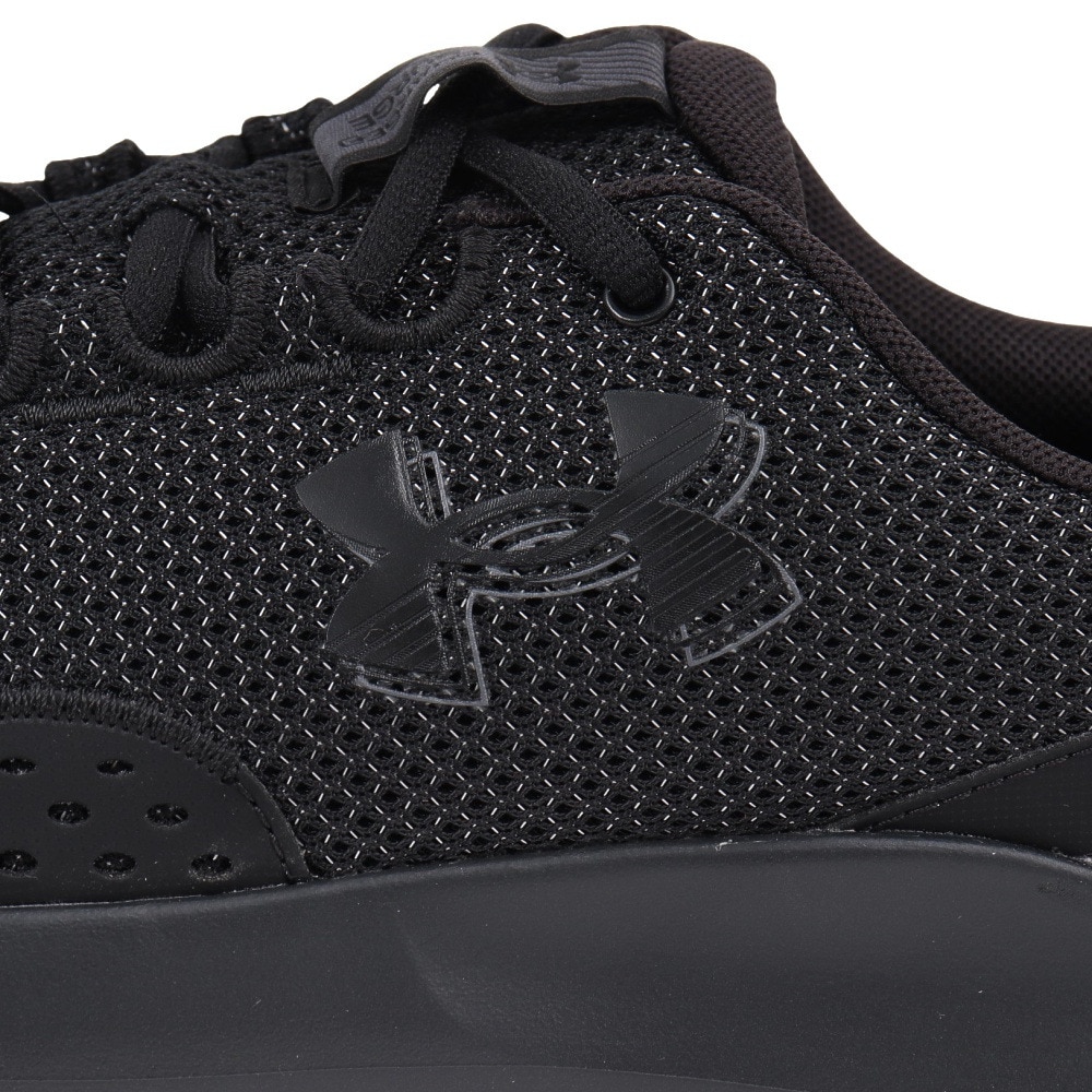アンダーアーマー（UNDER ARMOUR）（メンズ）ランニングシューズ チャージドサージ4エクストラワイド ブラック 3028249 001 スニーカー クッション性 軽量