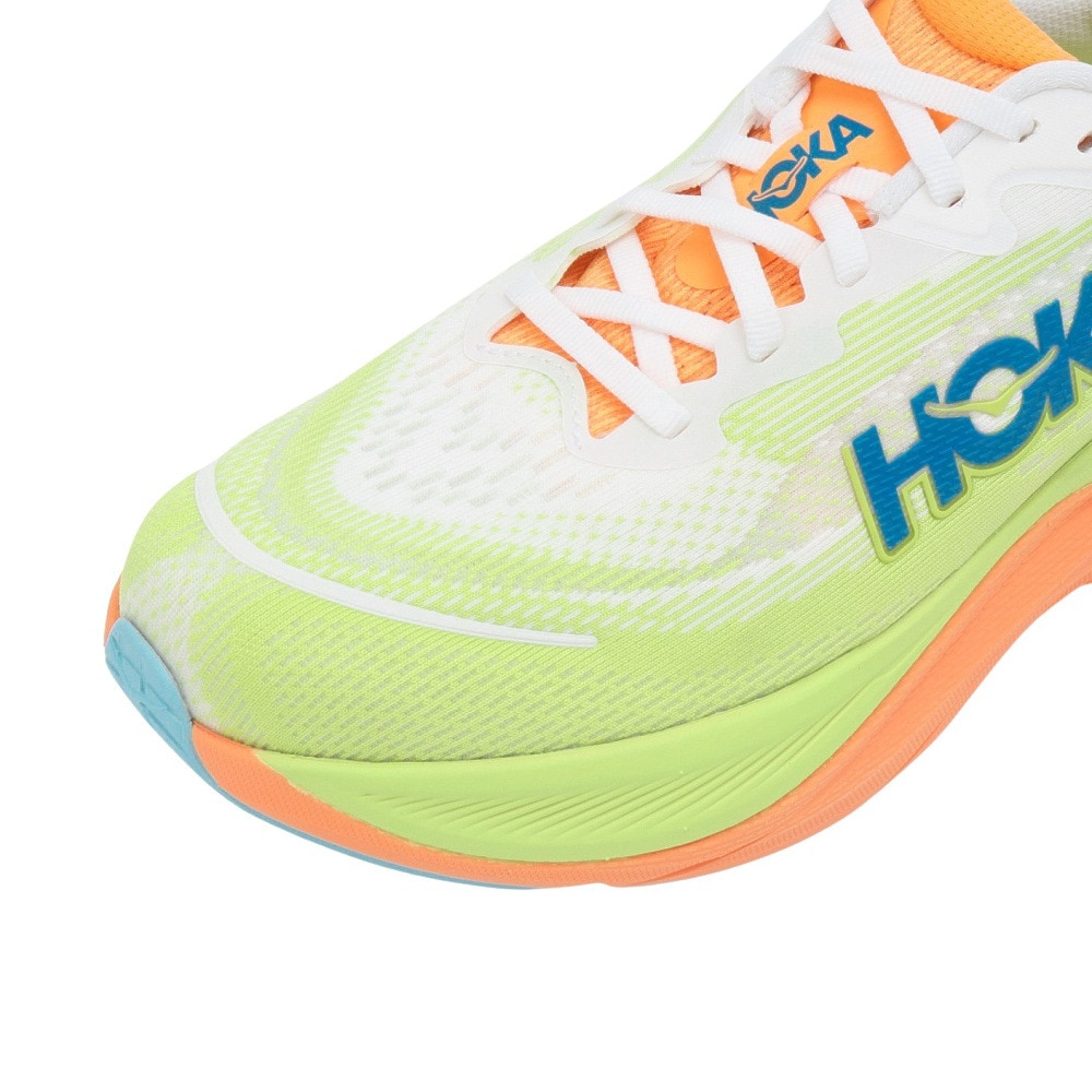 ホカ（HOKA）（メンズ）ランニングシューズ ジョギングシューズ スカイフロー 1155111-FSTS