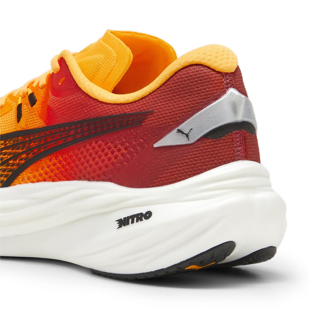 プーマ（PUMA）（メンズ）ランニングシューズ ジョギングシューズ ディヴィエイト ニトロ 3 FG 31047401