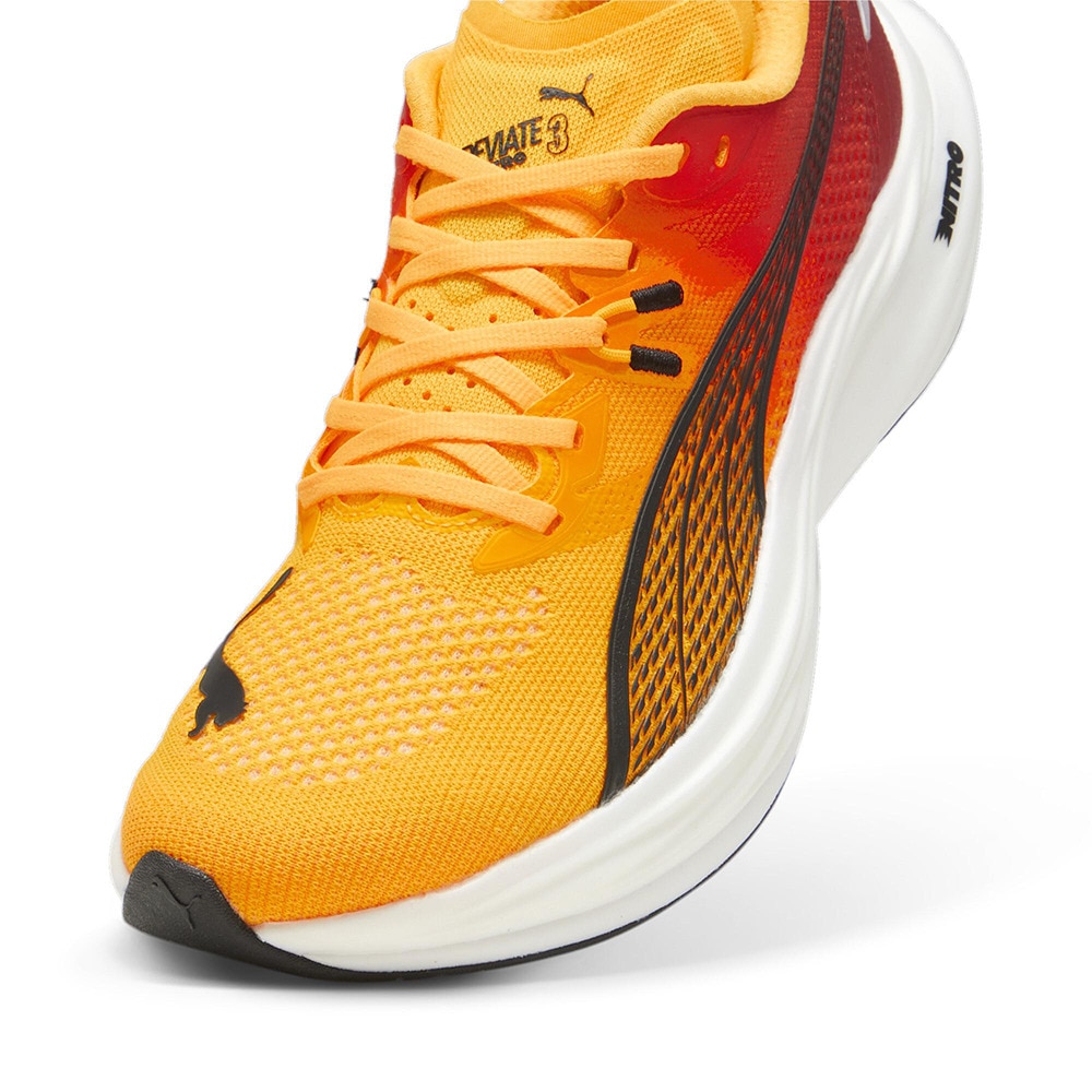 プーマ（PUMA）（メンズ）ランニングシューズ ジョギングシューズ ディヴィエイト ニトロ 3 FG 31047401