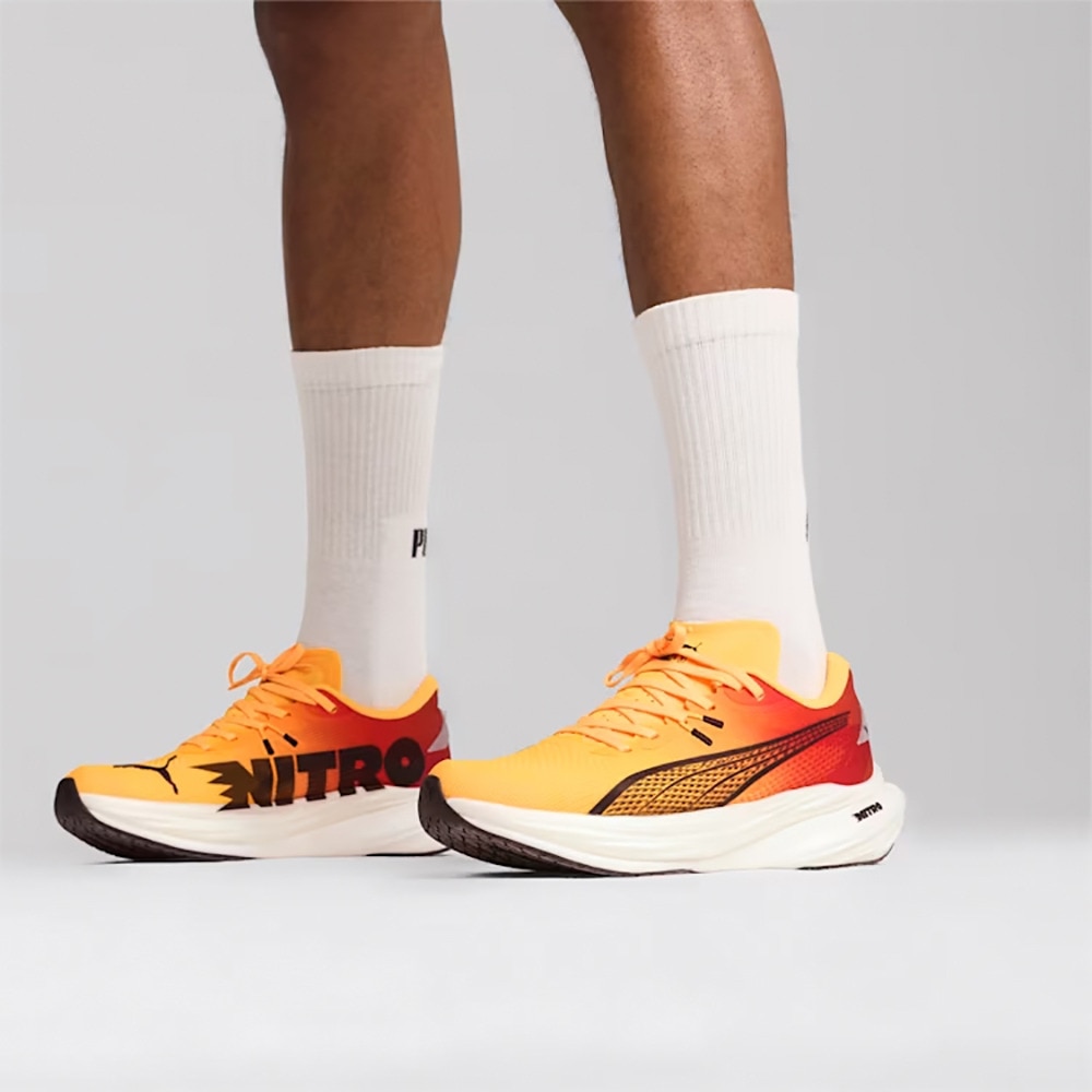 プーマ（PUMA）（メンズ）ランニングシューズ ジョギングシューズ ディヴィエイト ニトロ 3 FG 31047401